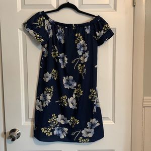 Primark Women’s size 10 navy blue off the shoulders light weight summer dress